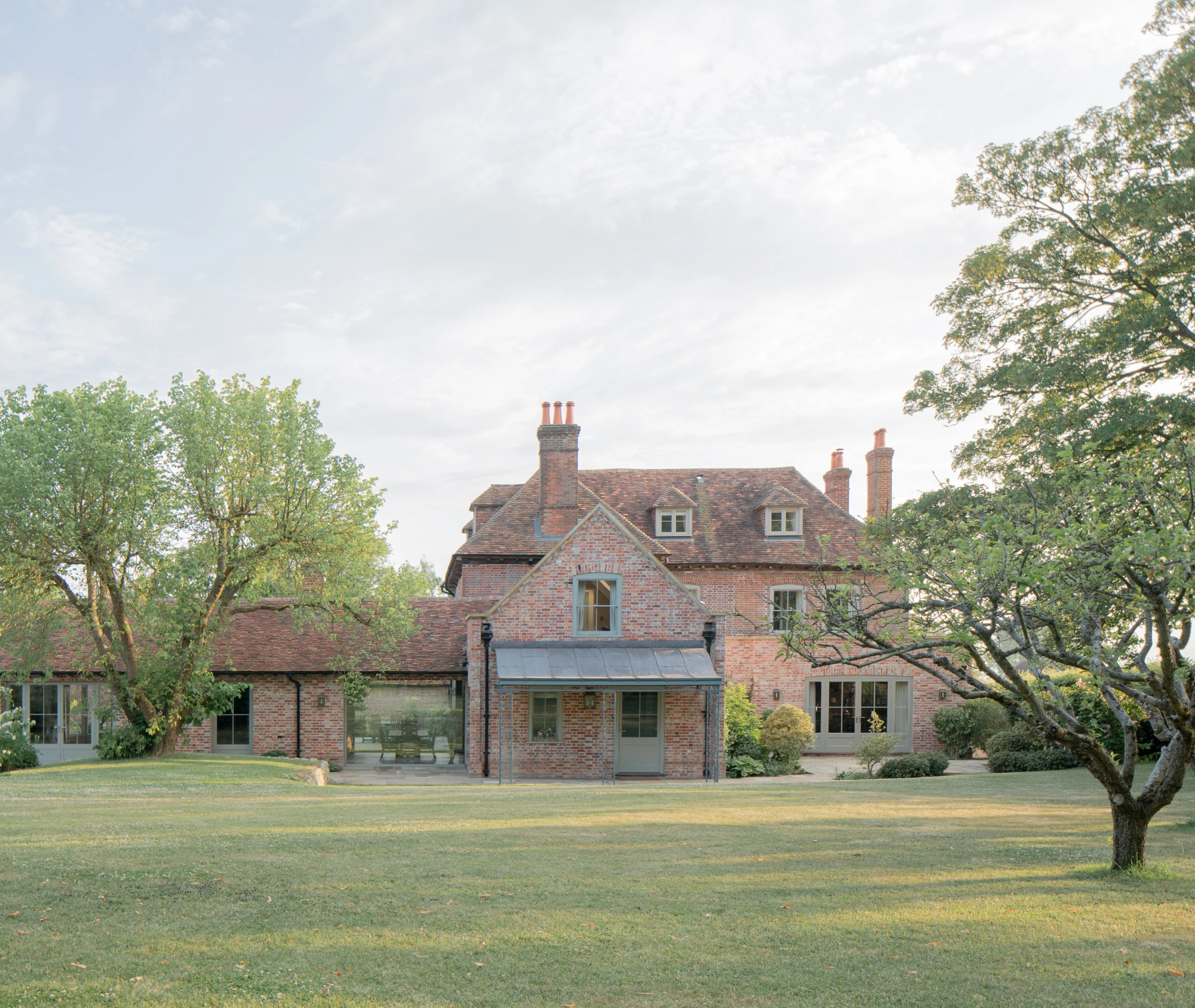 69_the_hall_web_res_3_2