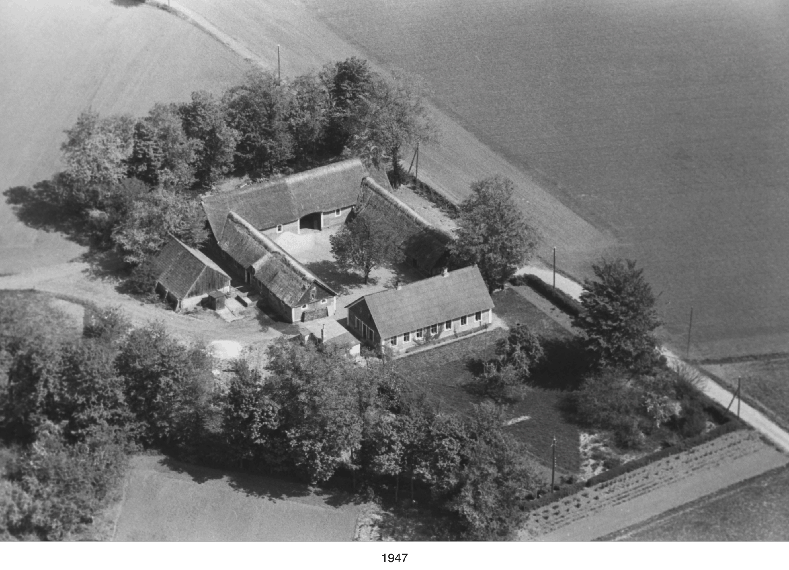2502-EGFD-E_Historical-Image_01-C